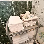 Sunny Apartment *